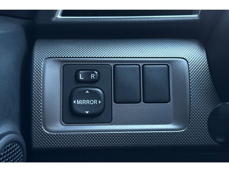 Scion tC Vehicle Full-screen Gallery Image 27