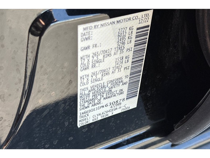 Nissan Frontier Vehicle Full-screen Gallery Image 33