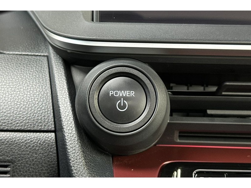 Toyota Prius Prime Vehicle Full-screen Gallery Image 24