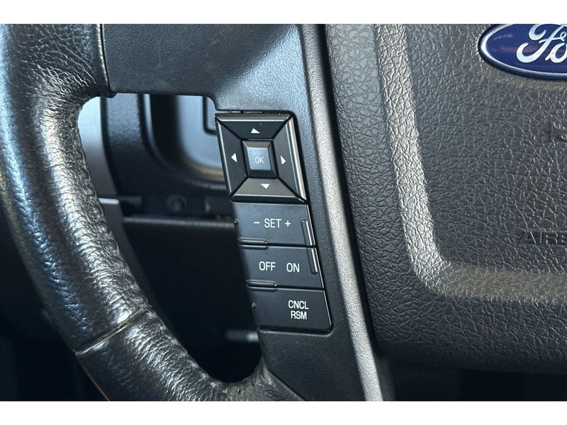 Ford Expedition Vehicle Full-screen Gallery Image 28
