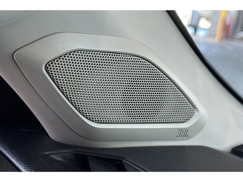 Toyota Tundra Vehicle Full-screen Gallery Image 20