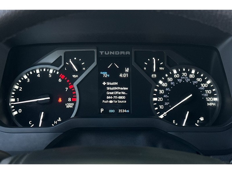 Toyota Tundra Vehicle Full-screen Gallery Image 29
