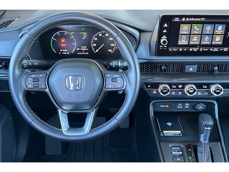 Honda CR-V Hybrid Vehicle Full-screen Gallery Image 16