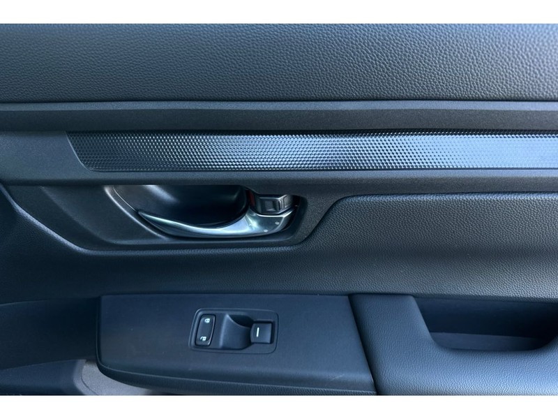 Honda CR-V Hybrid Vehicle Full-screen Gallery Image 20