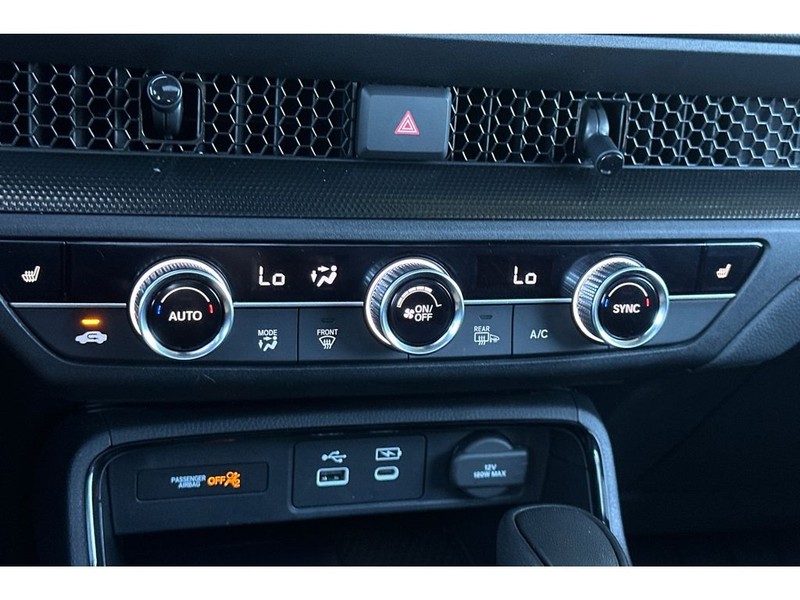 Honda CR-V Hybrid Vehicle Full-screen Gallery Image 23