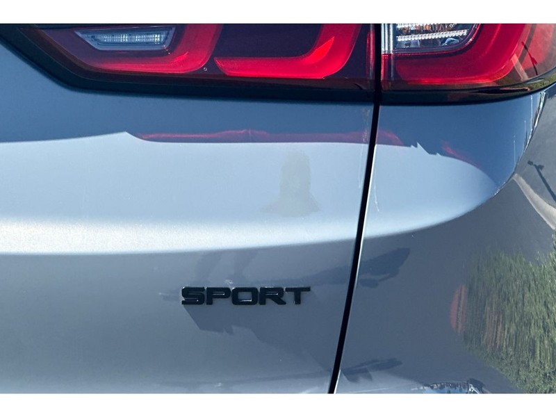 Honda CR-V Hybrid Vehicle Full-screen Gallery Image 33