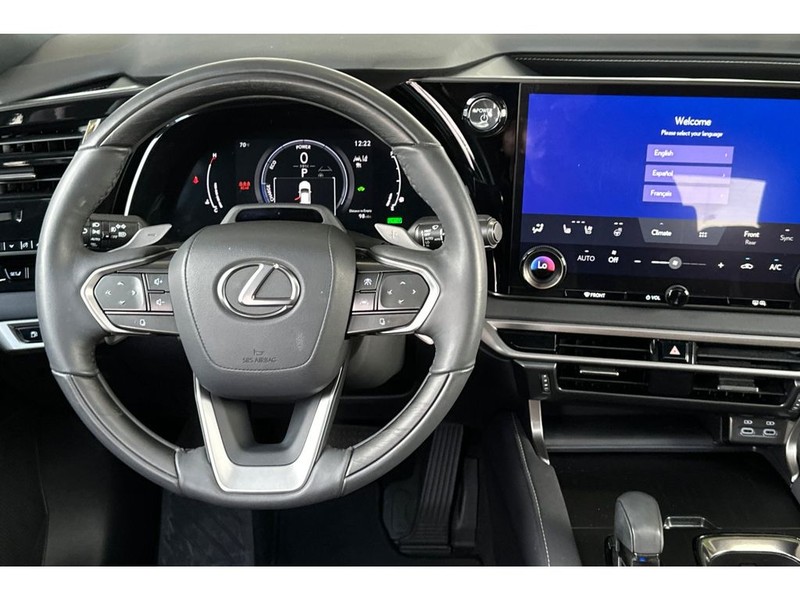 Lexus RX 350h Vehicle Full-screen Gallery Image 16