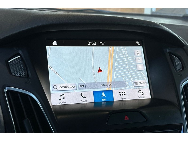 Ford Focus Vehicle Full-screen Gallery Image 20