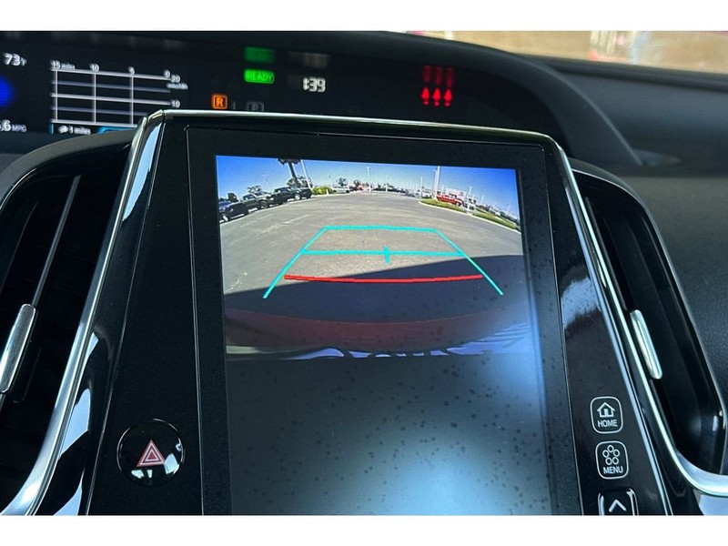 Toyota Prius Prime Vehicle Full-screen Gallery Image 22