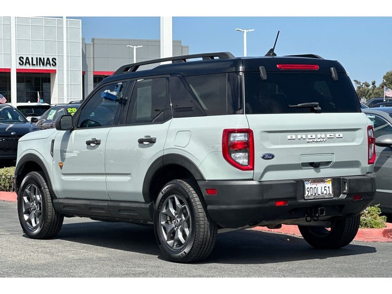 Ford Bronco Sport Vehicle Full-screen Gallery Image 06