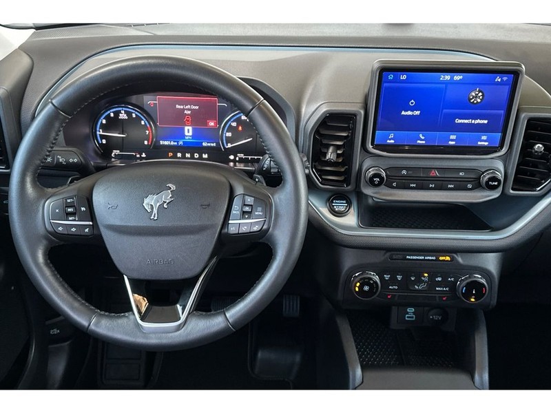 Ford Bronco Sport Vehicle Full-screen Gallery Image 16