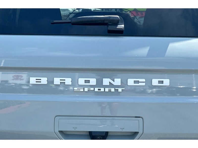 Ford Bronco Sport Vehicle Full-screen Gallery Image 33