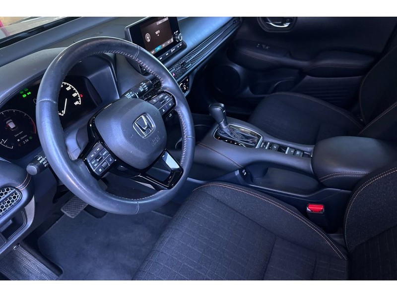 Honda HR-V Vehicle Full-screen Gallery Image 10