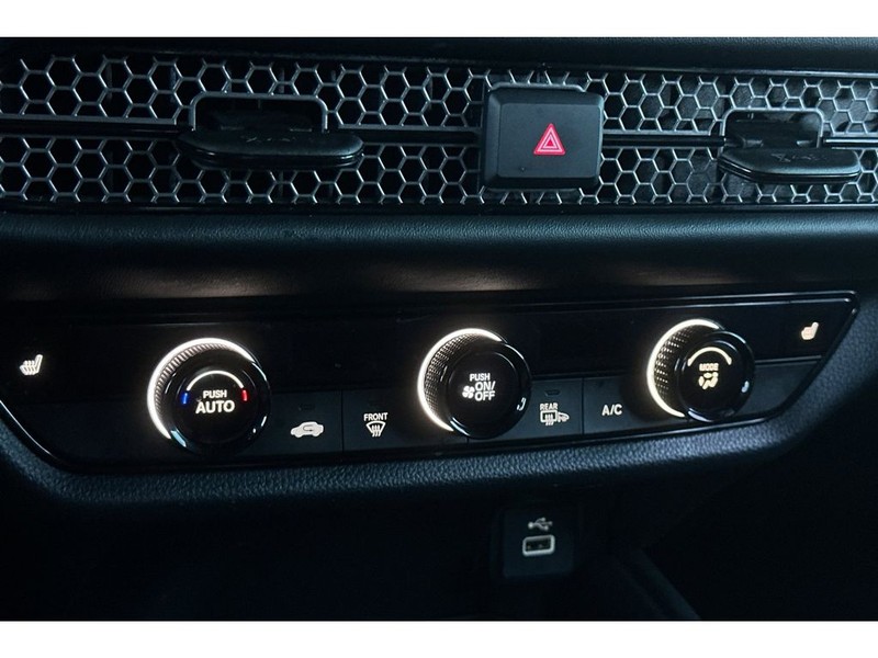 Honda HR-V Vehicle Full-screen Gallery Image 23
