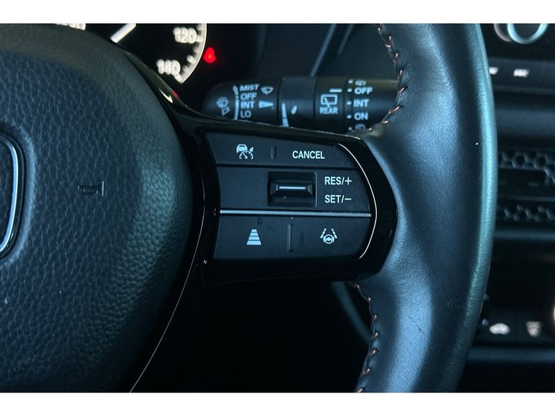 Honda HR-V Vehicle Full-screen Gallery Image 28