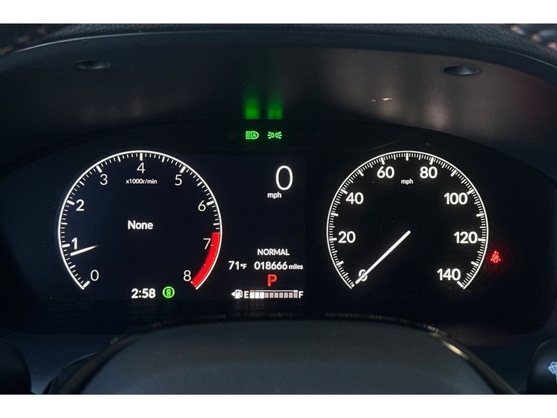 Honda HR-V Vehicle Full-screen Gallery Image 29