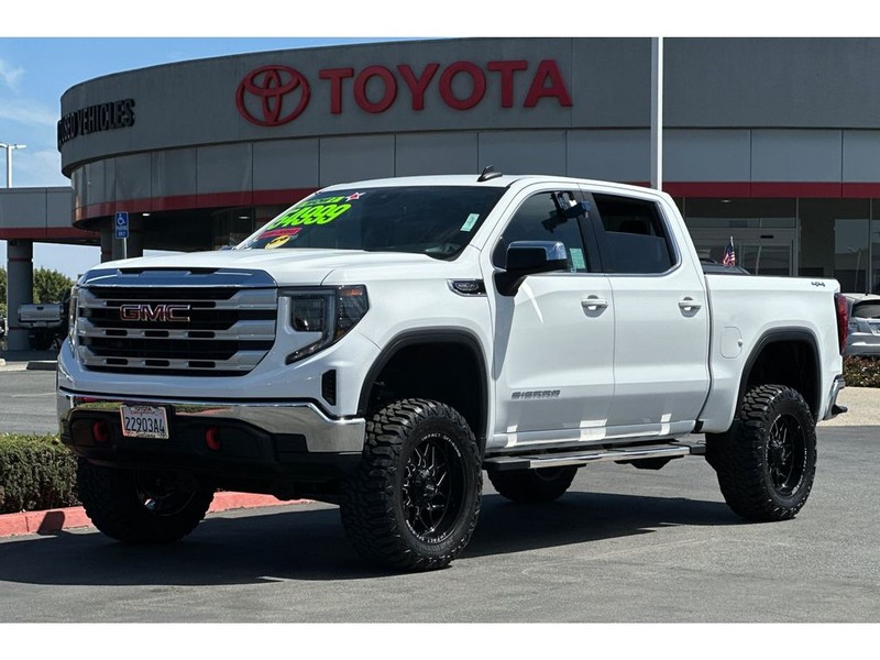 GMC Sierra Vehicle Full-screen Gallery Image 08
