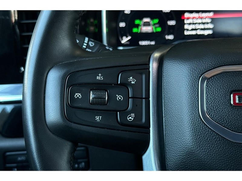 GMC Sierra Vehicle Full-screen Gallery Image 26