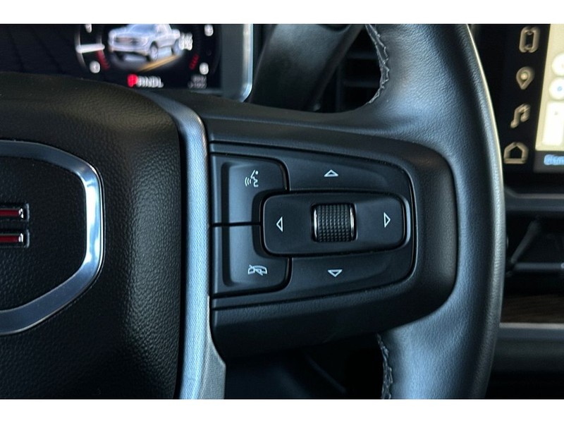 GMC Sierra Vehicle Full-screen Gallery Image 27