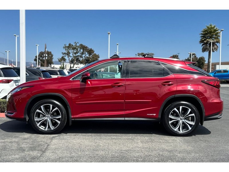 Lexus RX 450h Vehicle Full-screen Gallery Image 07
