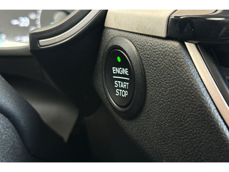 Ford Escape Vehicle Full-screen Gallery Image 22