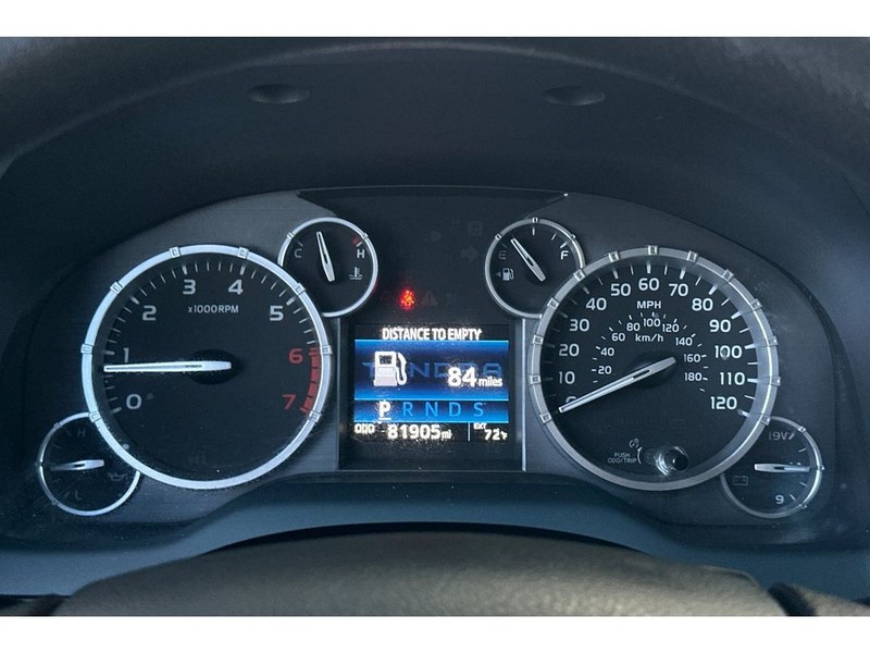 Toyota Tundra Vehicle Full-screen Gallery Image 27