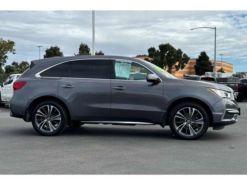 Acura MDX Vehicle Full-screen Gallery Image 03