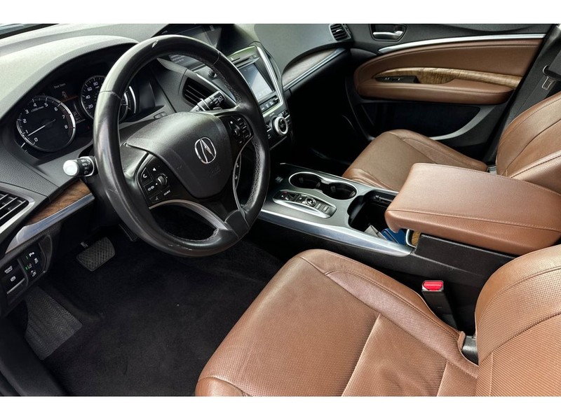 Acura MDX Vehicle Full-screen Gallery Image 10