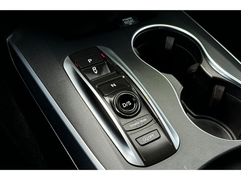 Acura MDX Vehicle Full-screen Gallery Image 23