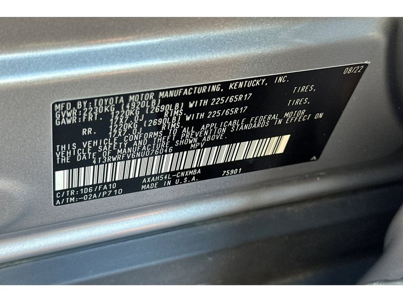 Toyota RAV4 Vehicle Full-screen Gallery Image 34