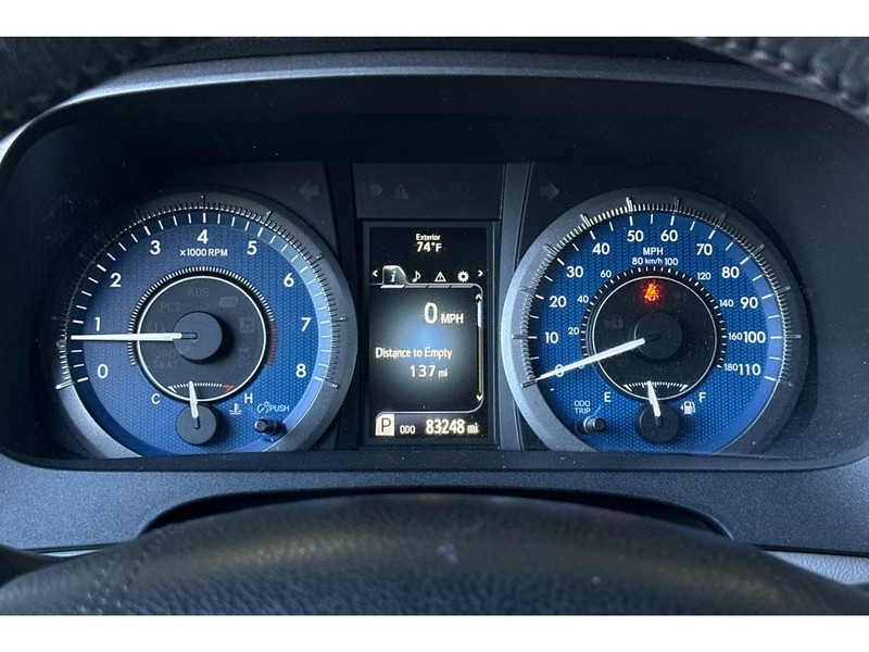 Toyota Sienna Vehicle Full-screen Gallery Image 30