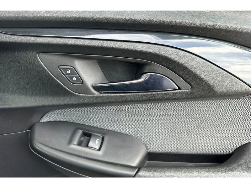 Chevrolet TrailBlazer Vehicle Full-screen Gallery Image 19