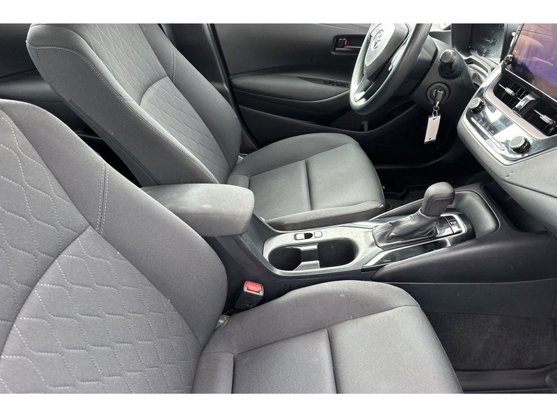 Toyota Corolla Vehicle Full-screen Gallery Image 16