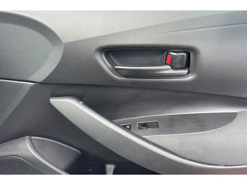 Toyota Corolla Vehicle Full-screen Gallery Image 18