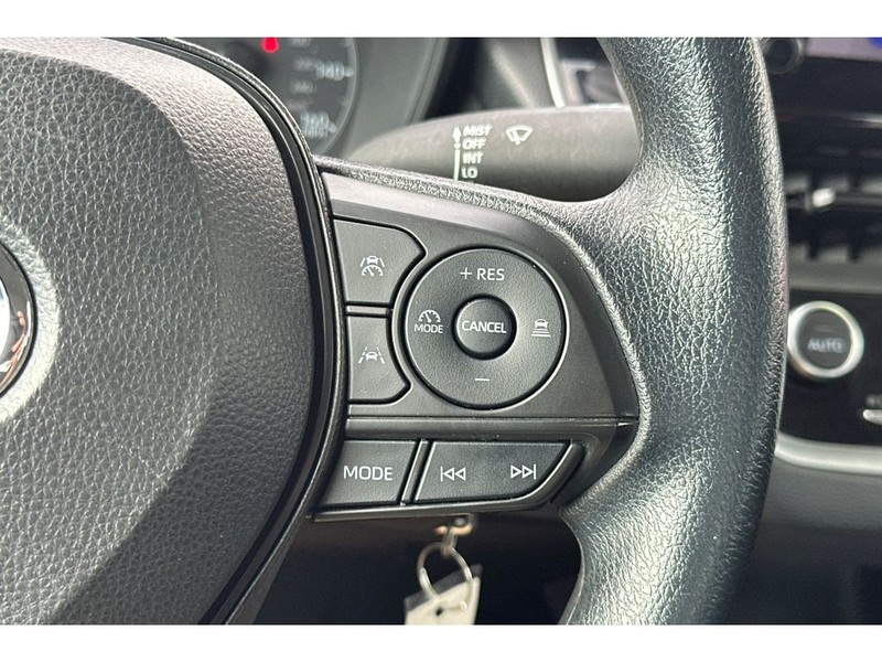 Toyota Corolla Vehicle Full-screen Gallery Image 25