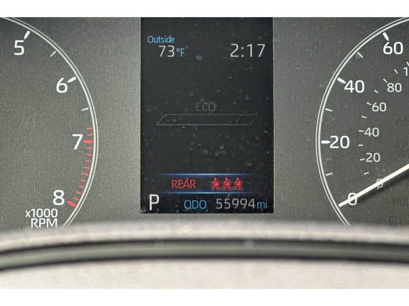 Toyota Corolla Vehicle Full-screen Gallery Image 27