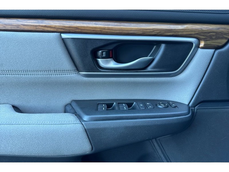 Honda CR-V Vehicle Full-screen Gallery Image 11