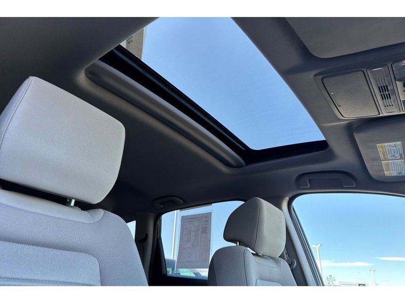 Honda CR-V Vehicle Full-screen Gallery Image 19