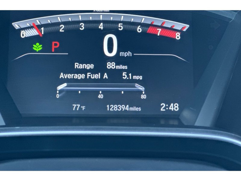 Honda CR-V Vehicle Full-screen Gallery Image 30