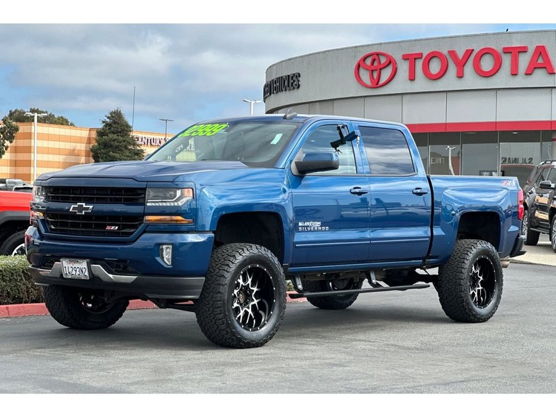 Chevrolet Silverado Vehicle Full-screen Gallery Image 08