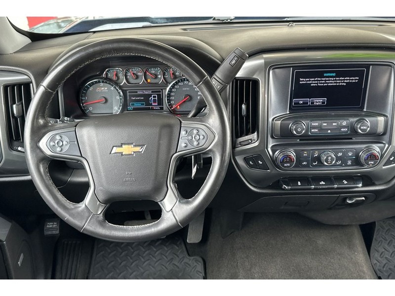 Chevrolet Silverado Vehicle Full-screen Gallery Image 15
