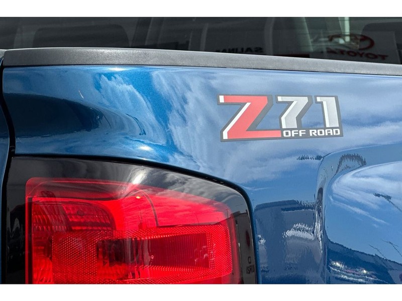Chevrolet Silverado Vehicle Full-screen Gallery Image 31