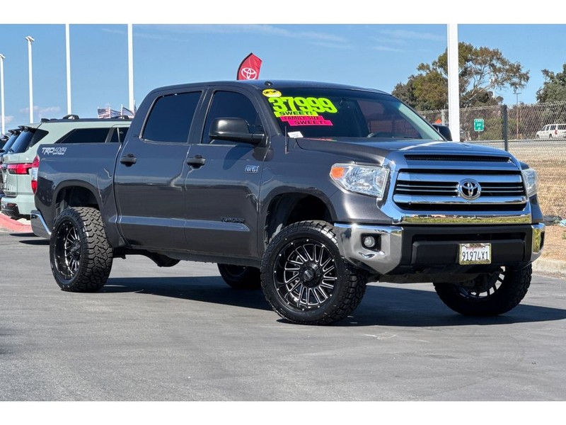 Toyota Tundra Vehicle Full-screen Gallery Image 02