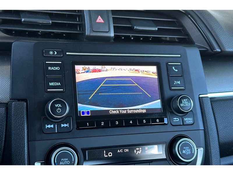 Honda Civic Vehicle Full-screen Gallery Image 20