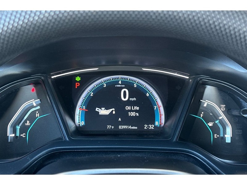 Honda Civic Vehicle Full-screen Gallery Image 26