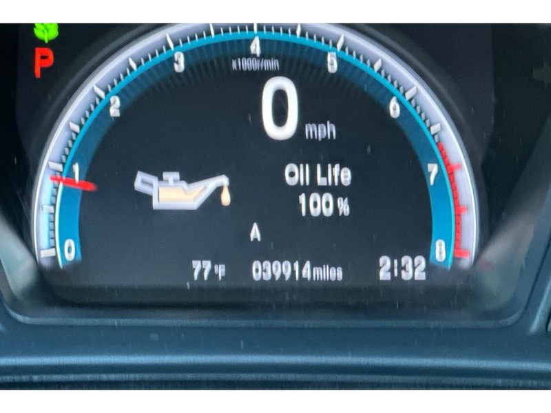Honda Civic Vehicle Full-screen Gallery Image 27