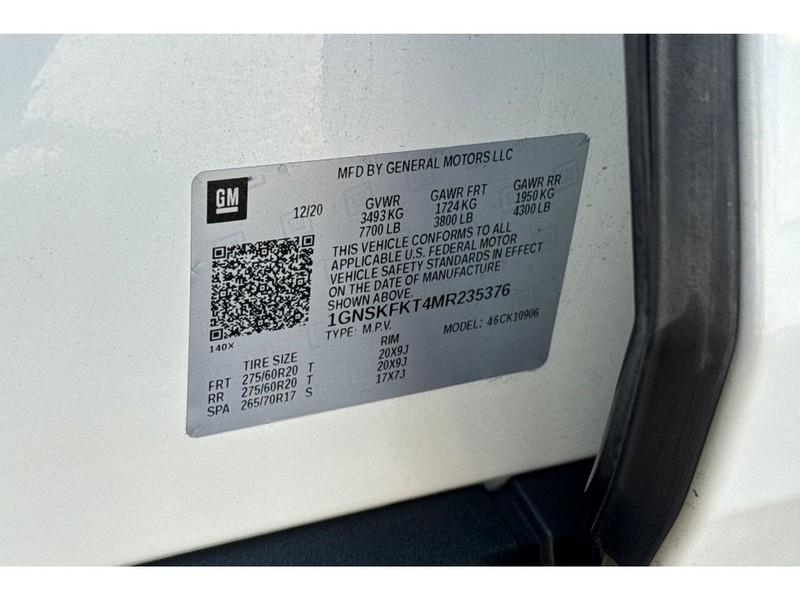 Chevrolet Suburban Vehicle Full-screen Gallery Image 38