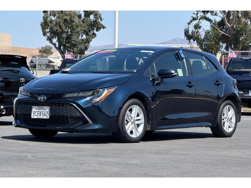 Toyota Corolla Hatchback Vehicle Full-screen Gallery Image 08