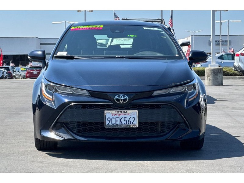 Toyota Corolla Hatchback Vehicle Full-screen Gallery Image 09