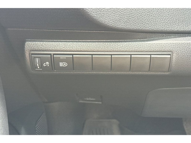 Toyota Corolla Vehicle Full-screen Gallery Image 28